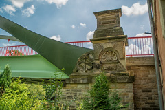 Blick auf historischen Brückenpfeiler, Ferienhaus Brückenhaus Naumburg